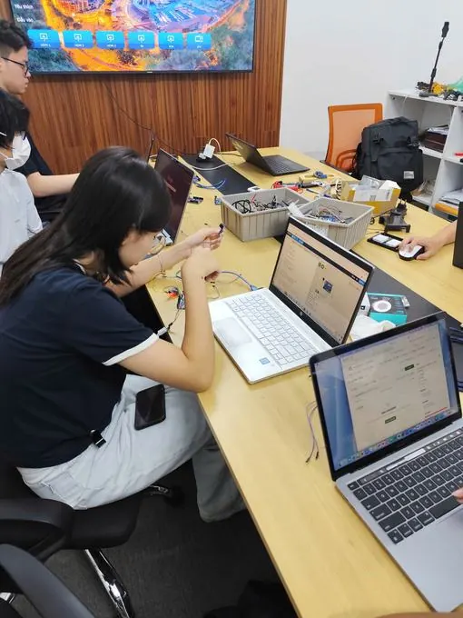 Lập trình và chạy thử